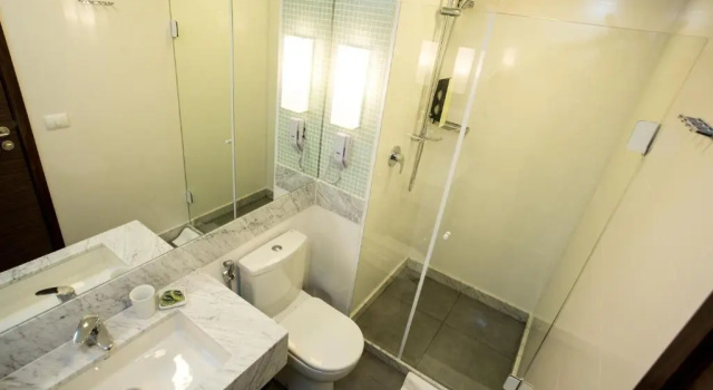Трёхместный номер Standard Royal Regency Palace Hotel