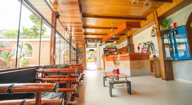 Los Gavilanes Hotel, Reservar Hotel Pucallpa Ucayali