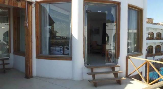 Трёхместный номер Deluxe с 3 комнатами Red Sea Relax Hotel