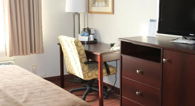 Номер Standard с видом на озеро Best Western Plus Concord Inn