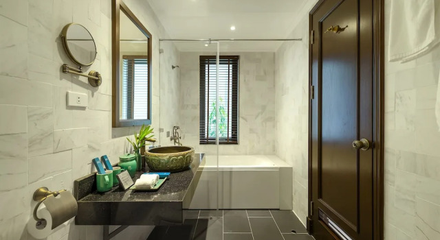 Семейный номер Standard с балконом AIRA Boutique Hoi An Hotel & Spa