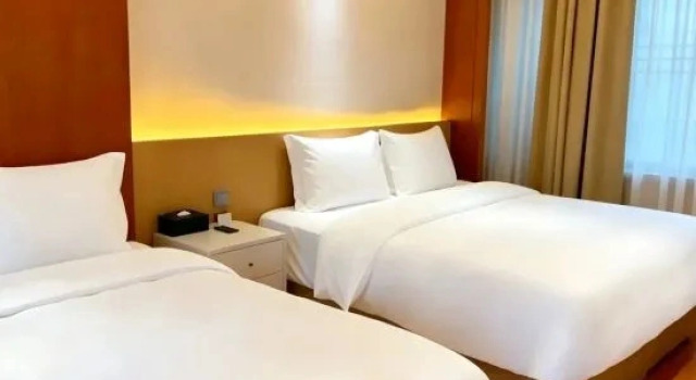 Люкс Oriental Water View Garden Hotel