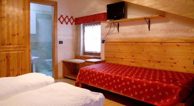 Hotel Garnì Salvanel, Забронировать Отель Отели в центре Кавалезе с завтраком, отели в центре Кавалезе с завтраком