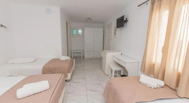Четырёхместный номер Standard Mykonos Vouniotis Rooms