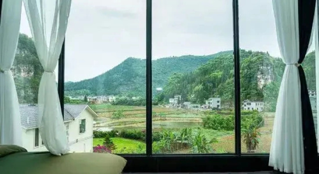 Люкс Prism Youth Hostel