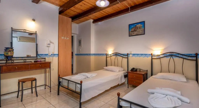 Tsiolis Studios & Apartments