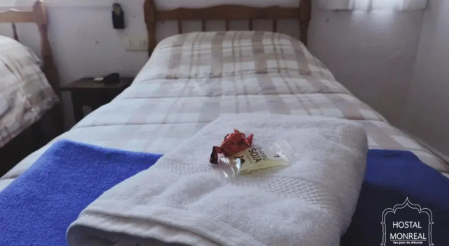 Двухместный номер Standard Hostal Monreal