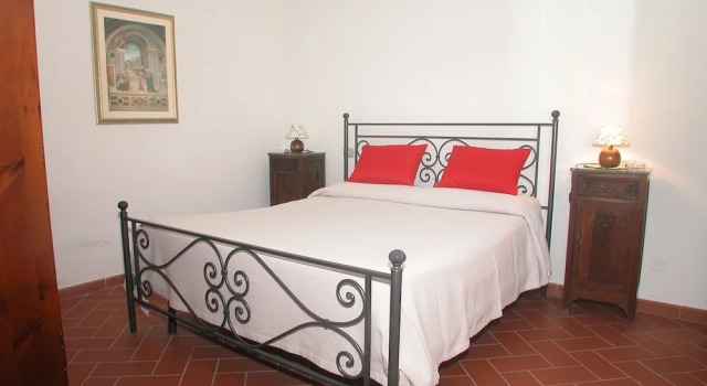 Case Vacanza Serre Di Parrano, Buchen Sie Hotel Nocera Umbra Umbrien