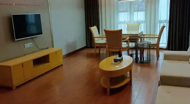 Люкс Yiyang Taojiang County Oriental Hotel