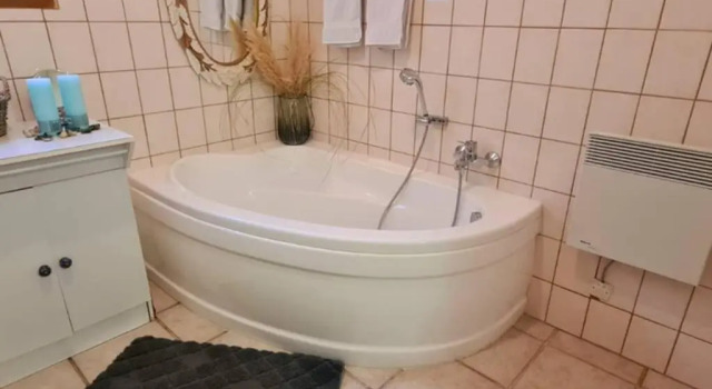 Коттедж Ferienhaus Cristina mit Pool, Meerblick, familienfreundlich