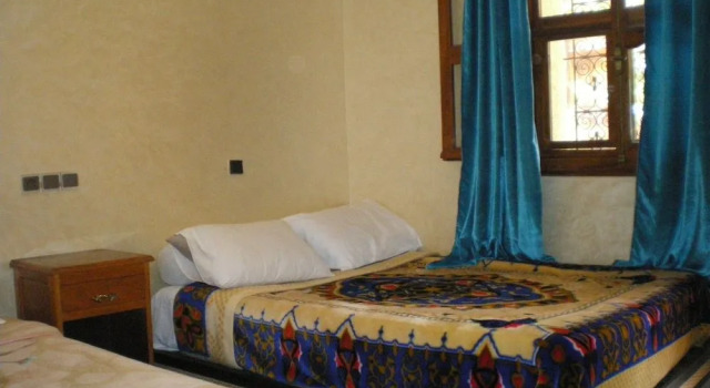 Hôtel La Gazelle Ouarzazate, Rezerwuj Hotel Hotele w Souss-Massa-Draa z basenem, Basen