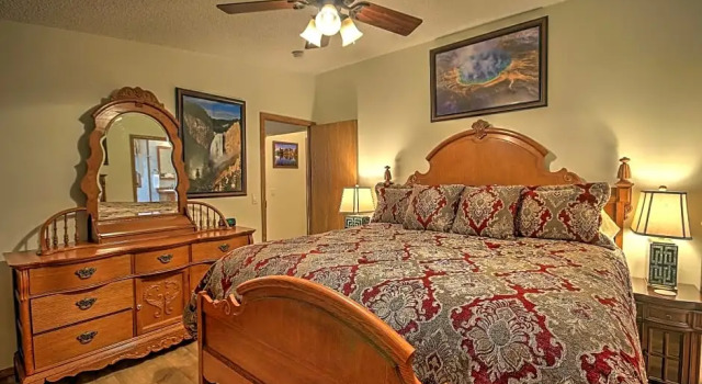 Номер Standard с 3 комнатами Yellowstone Gateway Inn