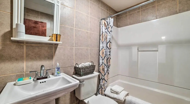 Апартаменты с 2 комнатами Walkable St Ignace Condo w/ Lake Huron Views