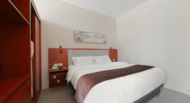 Mengguo Hotel Pudong Airport, Varaa Hotelli Pudong Shanghai