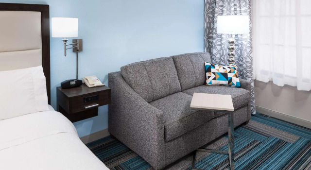 Двухместный номер Accessible Hampton Inn San Diego Downtown
