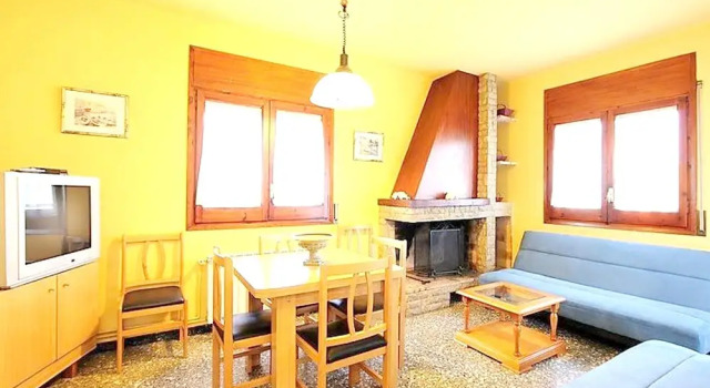 Villa With 6 Bedrooms in Canyelles, With Wonderful Mountain View, Priv