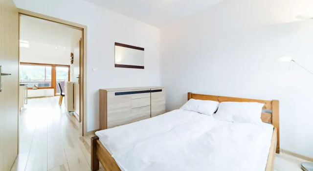 EverySky Malinnik Jelenia Góra, Забронировать Отель Отели Еленя-Гура 3 звезды, 3*