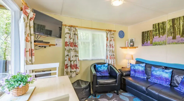 Bluebell Cottage, Book Feriehus Hoteller i Henryd med parkering, Parkering