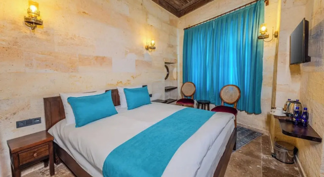 Номер Standard с красивым видом из окна Arien Cave Suites