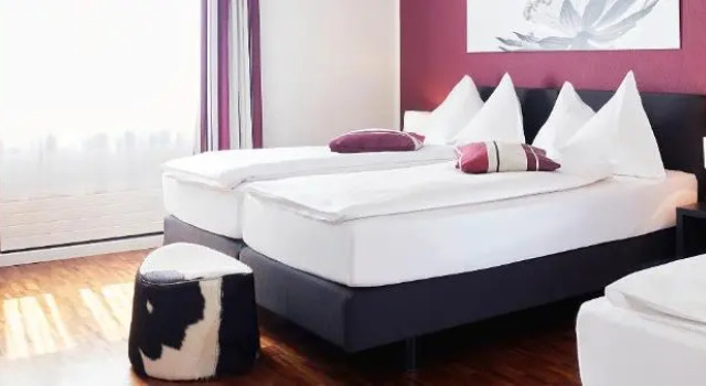 Трёхместный номер Standard Hotel Hottingen - Near Old Town and Lake