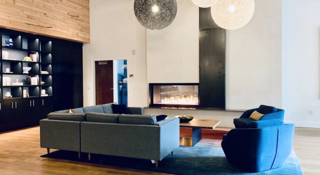 Posh Pad with Water Views, Забронировать Отель Киркленд штат Вашингтон