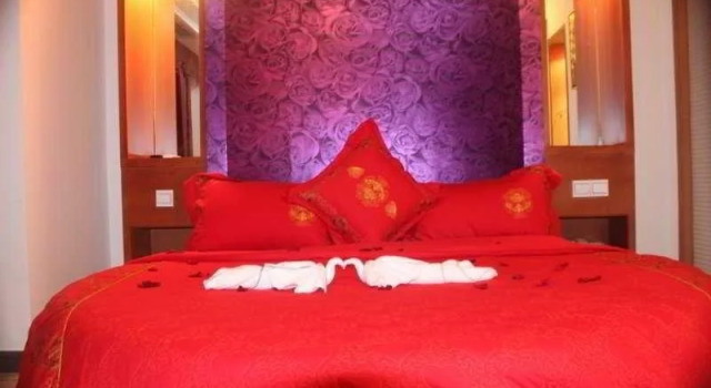 Sanjin Holiday Hotel Sanya, Book Hotel Sanya Hainan