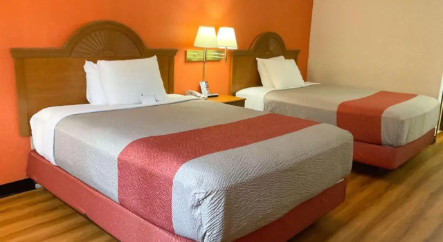 Четырёхместный номер Standard Motel 6-Hannibal, MO
