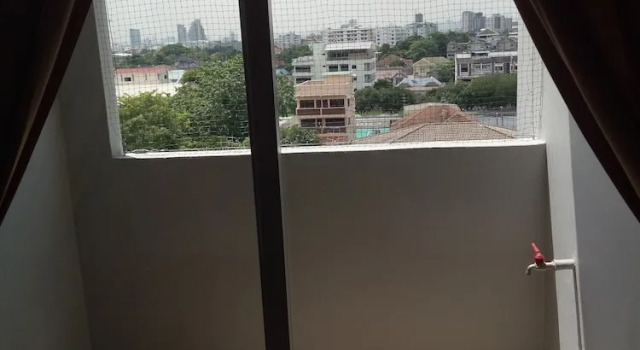 Двухместный номер Superior с балконом Komol Residence Bangkok