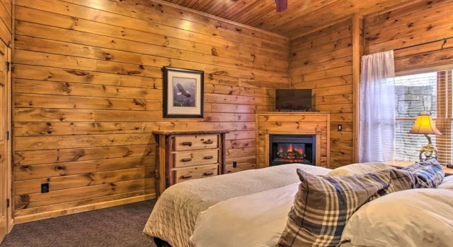 Коттедж Hot Tub & Deck: Cabin Near Smoky Mtn Trails!