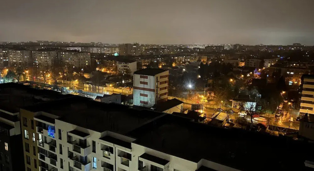 Amazing 2-Room Penthouse Cityview W13, Rezerwuj Apartament Hotele w Ilfov z parkingiem, Parking