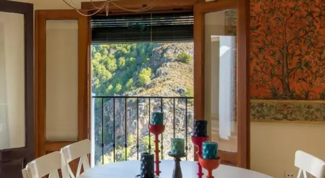 Quiet house in village center with mountains views