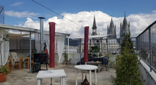 Люкс Tin House Quito