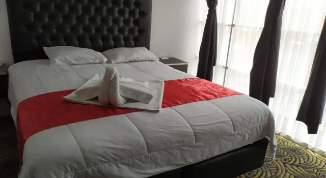 Hotel Alexander, Boek Hotel El Alto La Paz Region