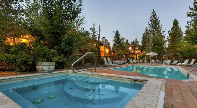 Chalet View Lodge, Book Chalet Sommerhuse i Portola, Hytte