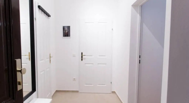 Gorgeous Studio next to the Parliament, Book Hotel 08. Josefstadt Vienna, near Museumsquartier