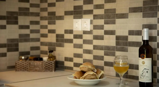 Апартаменты Zervos Apartments