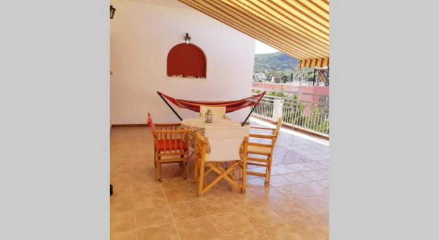 Sunny House, Rezervovat Hotel Hotely v Saronic Islands s parkováním, Parkování