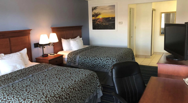Четырёхместный номер Standard Days Inn by Wyndham Grand Junction