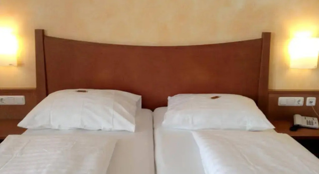 1A Landhotel Schicklberg, Book Hotel  