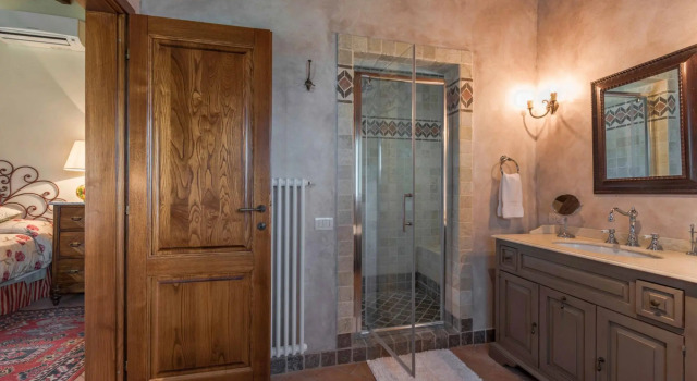 5 bedrooms villa in the Chianti region with private swimming poo, A/C and Wi-Fi-Podere Erica