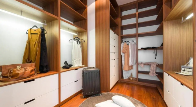 Вилла Luxury seafront villa Brela Pride with heated pool