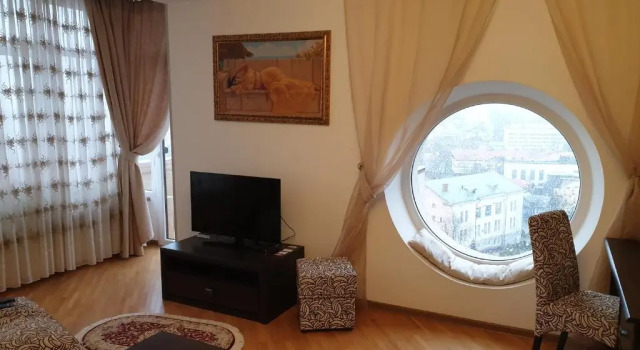 Апартаменты Sunny apartment in the city Center