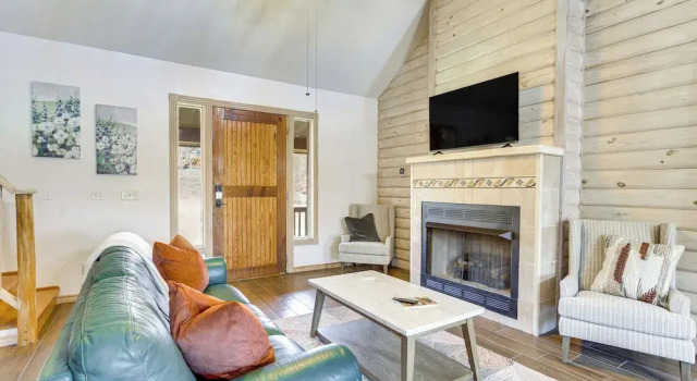Spacious Cabin w/ Views, Near Lake Lawtonka!, Prenota Casa vacanze Medicine Park 
