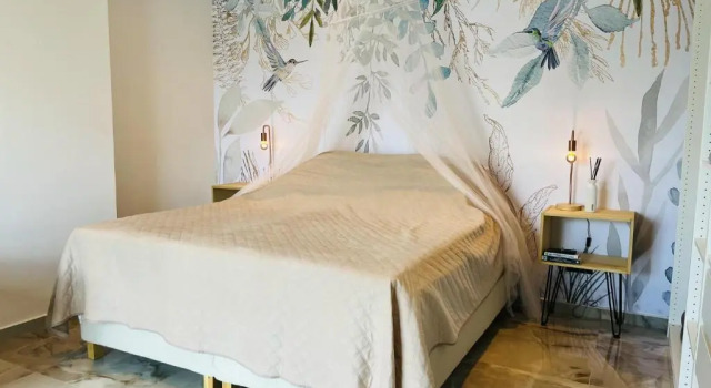 Luxury Studio With Private Jacuzzi Near Beaches, Rezervovat Hotel 3hvězdičkové hotely v Grote Berg, 3*
