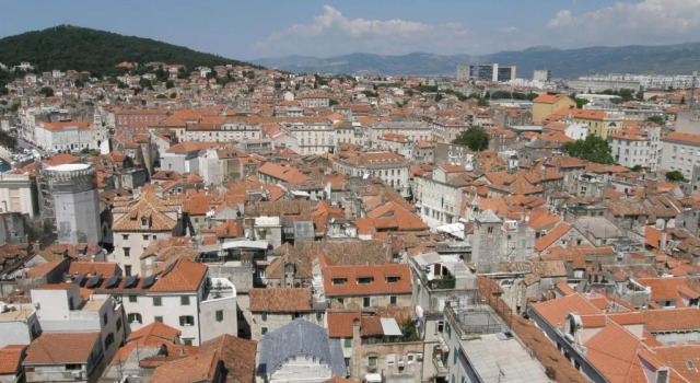 Apartment Lovre, Prenota Appartamento Splitska 