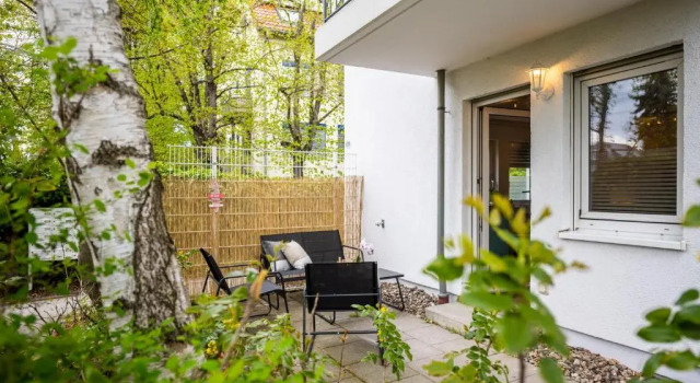 Апартаменты EG Wohnung, zentral, TOP Anbindung, mit großer Terrasse