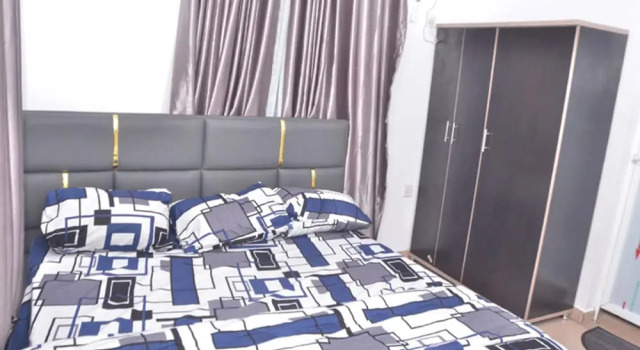 Апартаменты Luxurious 3-bedroom Apartment in Alimosho, Lagos