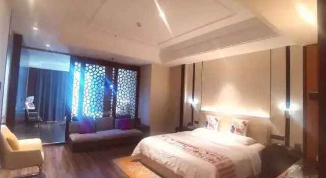 Семейный люкс Feinisic Hotel (Changsha Insurance Professional College)