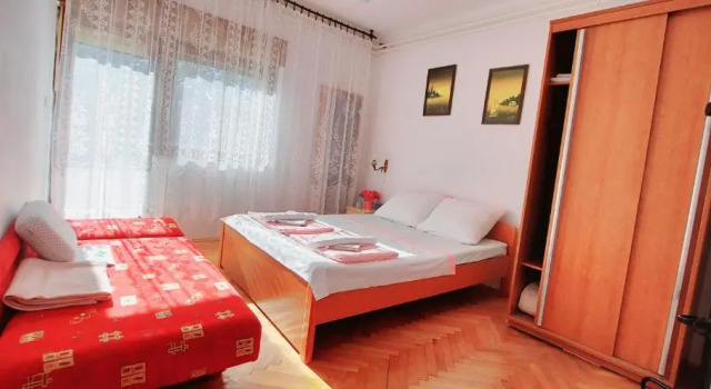 Apartment Luka, Prenota Appartamento Hotel a Isole Quarnerine con parcheggio, Parcheggio