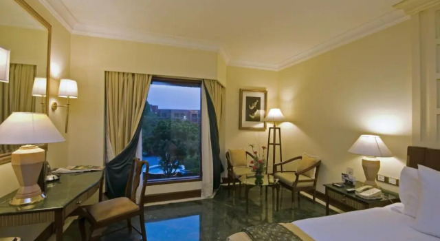 Номер Standard с видом на сад ITC Mughal, A Luxury Collection Resort & Spa, Agra